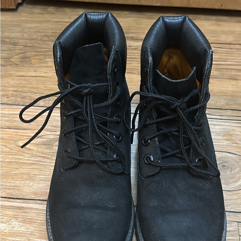 Black Timberland boots. Size 7 woman’s